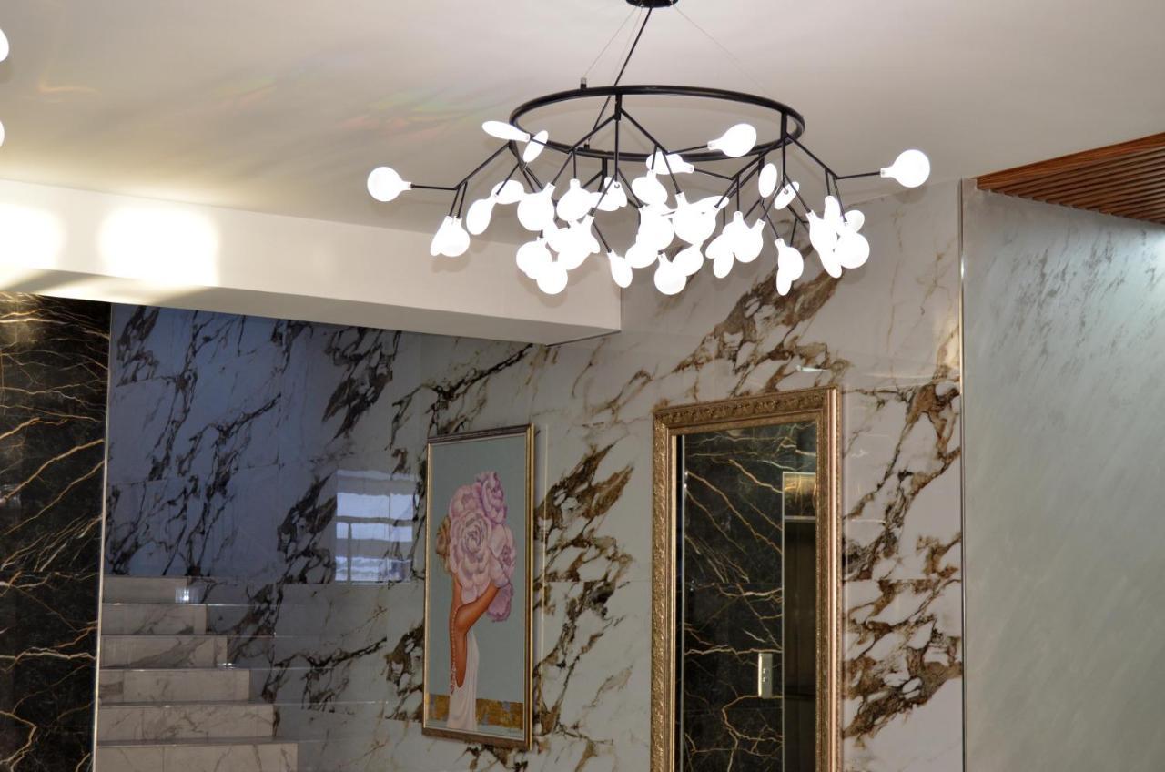 Golden Park Hotel Pavlodar Exterior foto