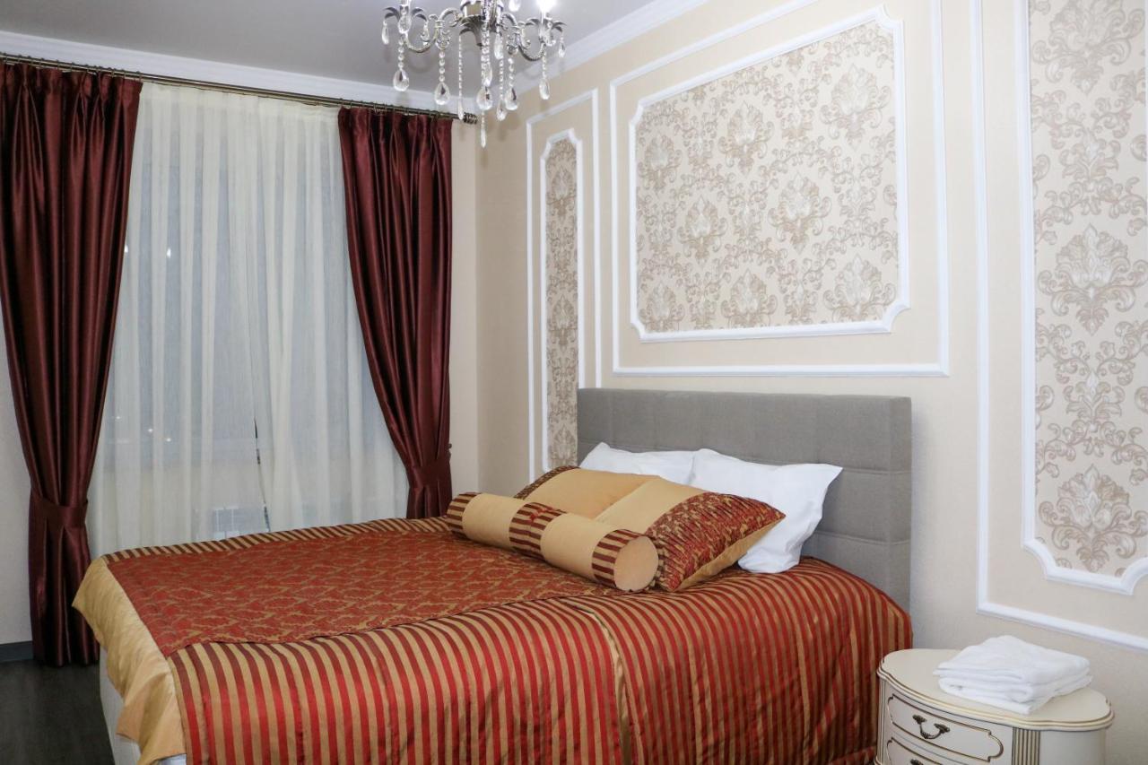 Golden Park Hotel Pavlodar Habitación foto