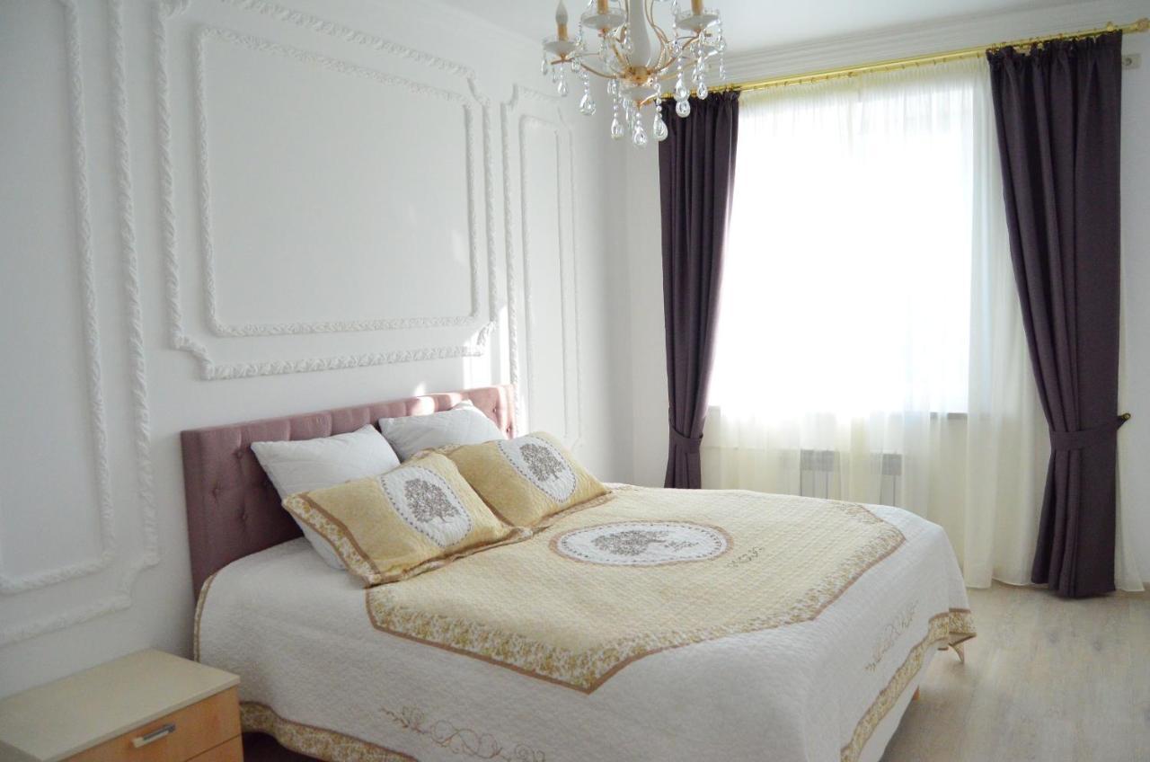 Golden Park Hotel Pavlodar Habitación foto